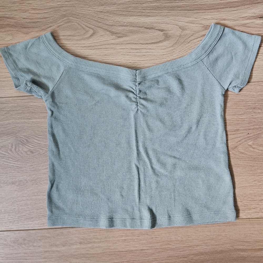 American Eagle Off-Shoulder Ribbed Top